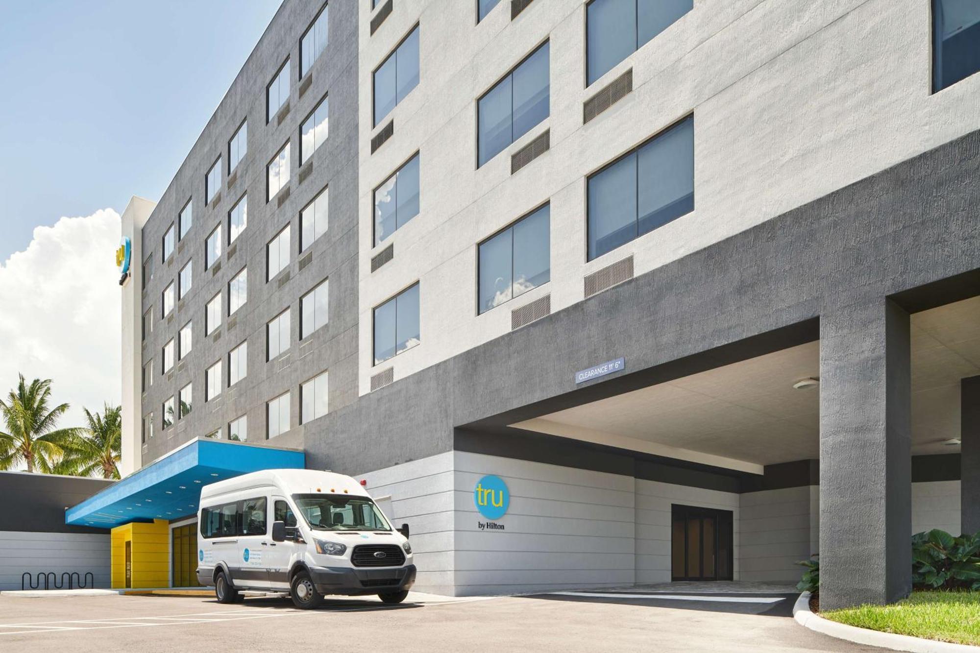 Tru By Hilton Ft Lauderdale Airport Hotel Dania Beach Exterior foto